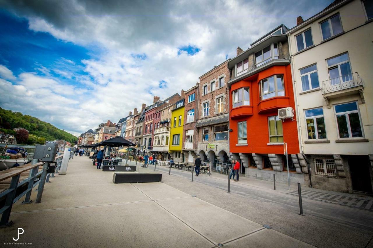 Les Voisins De Mr Sax Otel Dinant Dış mekan fotoğraf